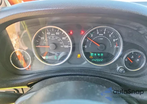 2013 Jeep Wrangler Unlimited Rubicon z USA, uszkodzony, nr VIN 1C4BJWFG7DL524196